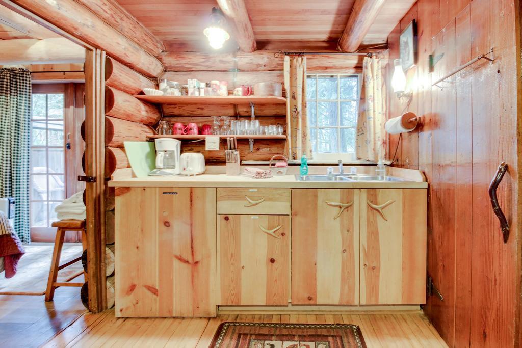 Zoe'S Log Cabin Welches Esterno foto