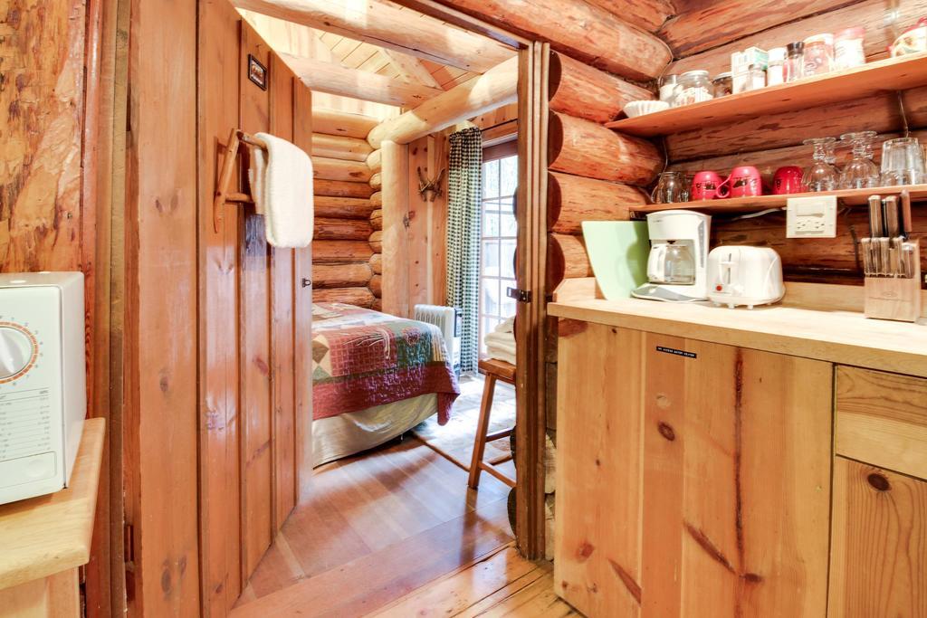 Zoe'S Log Cabin Welches Esterno foto