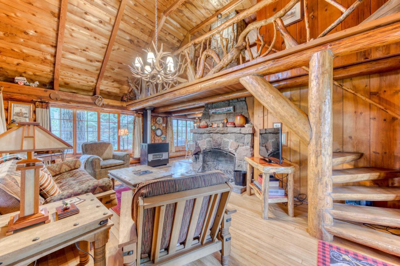 Zoe'S Log Cabin Welches Esterno foto